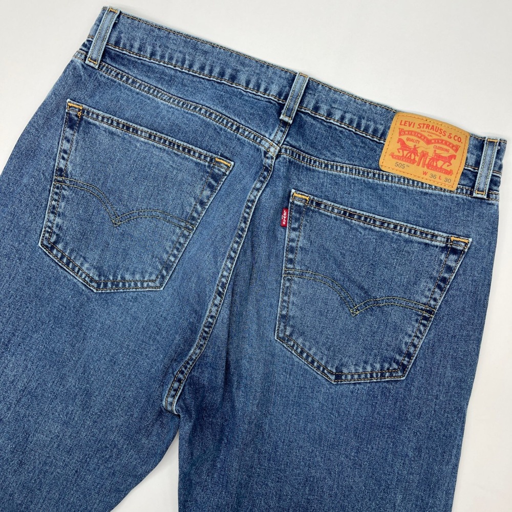 Levi's 505 Mens Jeans 36x30 Straight Leg Regular Fit Medium Wash Blue Denim